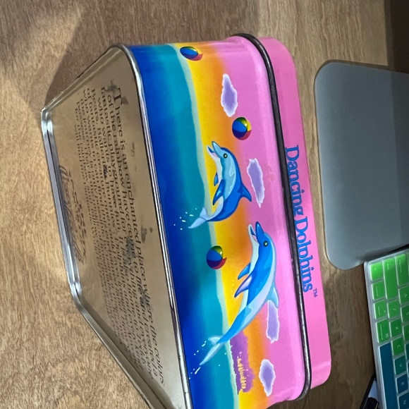 Vintage Lisa Frank Dolphins tin - Picture 9 of 9